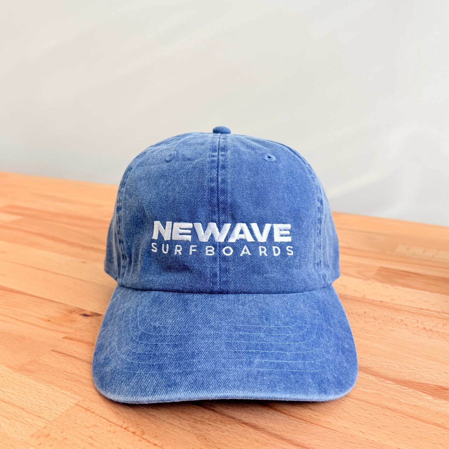 NEWAVEロゴキャップ