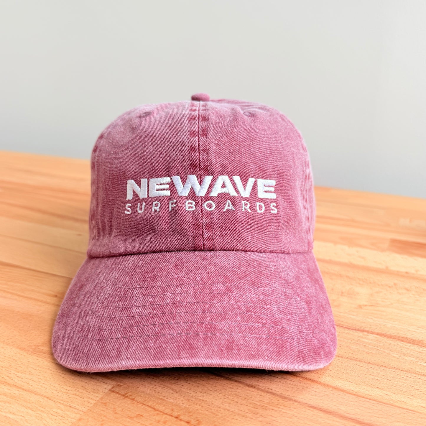 NEWAVEロゴキャップ